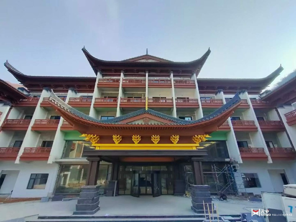 漢中漢折里溫泉酒店純銅兩翼旋轉(zhuǎn)門